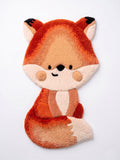 Handgetuft wandkleed 'Red fox', een gevormd silhouet in gebrand oranje, perzik en crème wol - Filo Arts